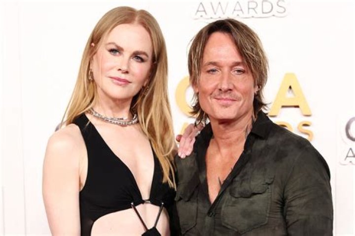 Keith Urban’s Affectionate Reunion With Wife Nicole Kidman & Daughters